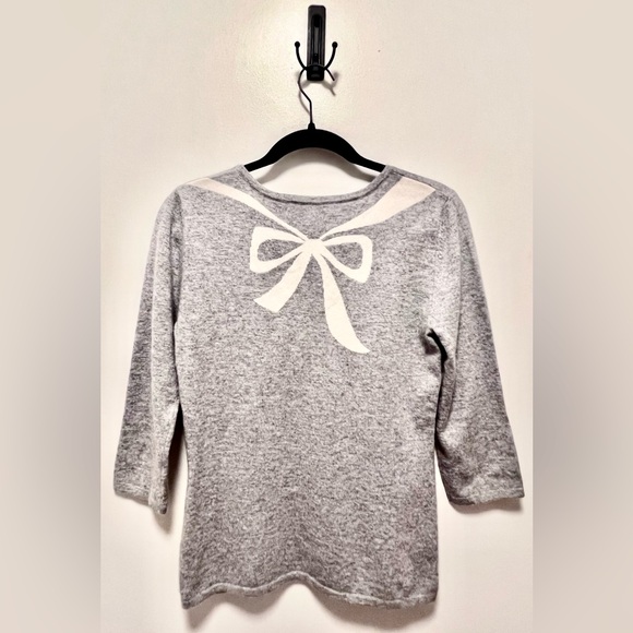 SAKS FIFTH AVENUE Cashmere Sweater w/ Feminine Designs (Medium) **BRAND NEW!🎁** - Picture 3 of 7